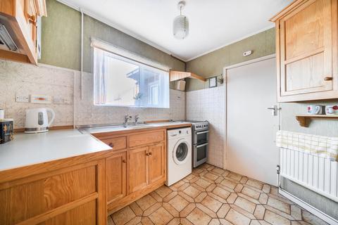 undefined, Hamilton Avenue, Cobham, KT11