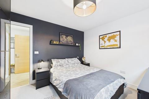 1 bedroom flat for sale, Castle House, Desborough Road, High Wycombe, Buckinghamshire, HP11 2FP, High Wycombe, HP11 2FP