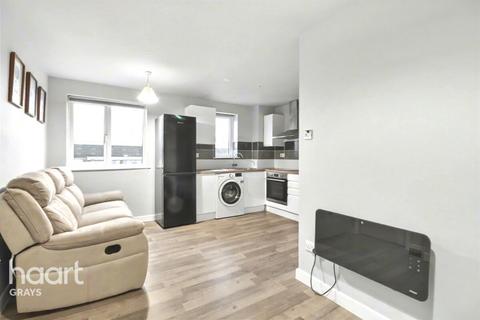 1 bedroom flat to rent, Parsonage Road, GRAYS