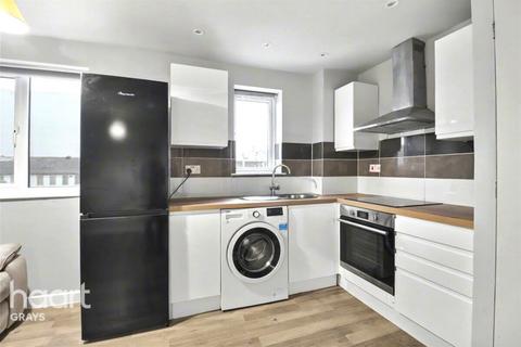 1 bedroom flat to rent, Parsonage Road, GRAYS