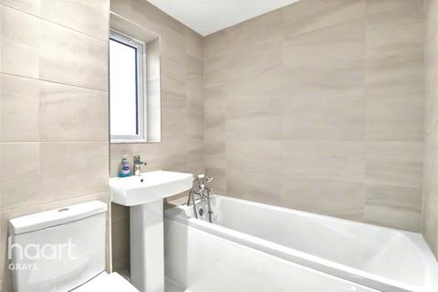 1 bedroom flat to rent, Parsonage Road, GRAYS