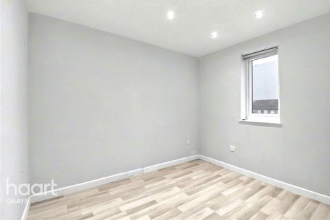 1 bedroom flat to rent, Parsonage Road, GRAYS