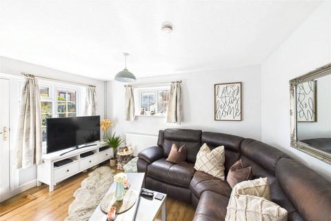 1 bedroom end of terrace house to rent, St. Benedicts Close, Aldershot, Hampshire, GU11