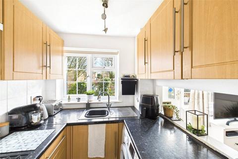 1 bedroom end of terrace house to rent, St. Benedicts Close, Aldershot, Hampshire, GU11
