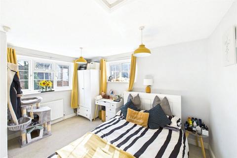 1 bedroom end of terrace house to rent, St. Benedicts Close, Aldershot, Hampshire, GU11