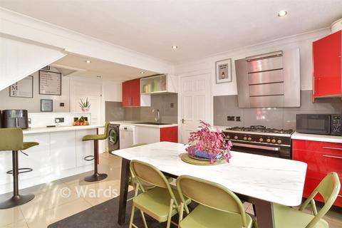 5 bedroom detached house for sale, Lower Road, Faversham, Kent