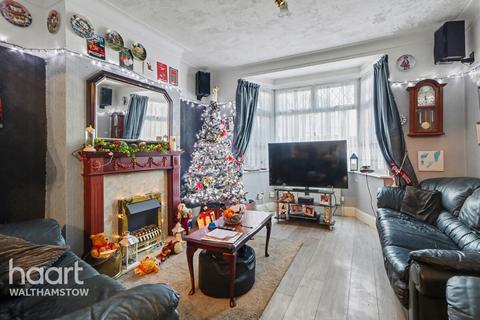 3 bedroom terraced house for sale, Forest View Road, London
