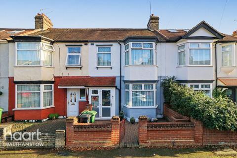 Forest View Road, London