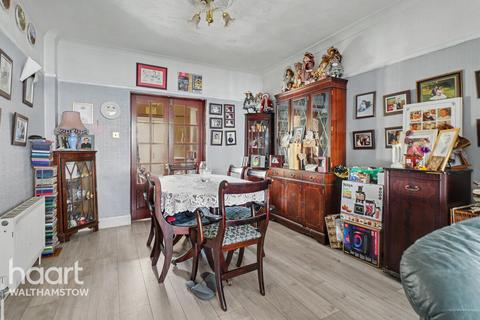 3 bedroom terraced house for sale, Forest View Road, London