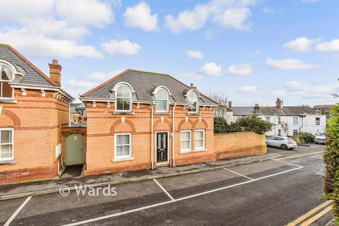 3 bedroom detached house for sale, Station Drive, Deal, Kent