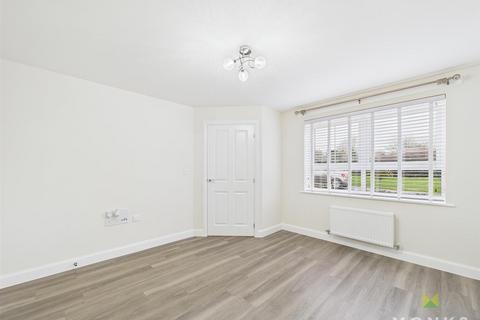 3 bedroom semi-detached house for sale, Yewbrey Close, Shrewsbury