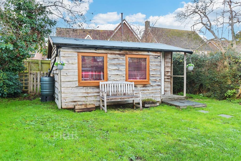 Workshop/Outbuildings