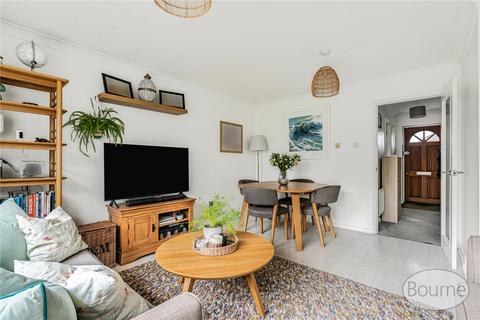 2 bedroom end of terrace house for sale, Priestly Gardens, Woking, Surrey, GU22