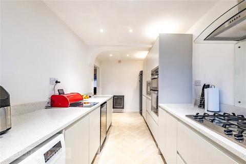 4 bedroom detached house for sale, Longlands Bank, Thongsbridge, Holmfirth, West Yorkshire, HD9