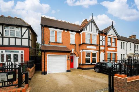 undefined, The Ridgeway, North Chingford