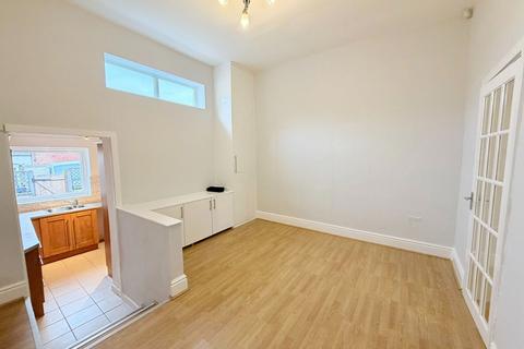 2 bedroom terraced house for sale, Rowan Street, Hyde, SK14 5QL