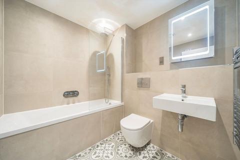 1 bedroom flat for sale, Brockley Cross, London SE4