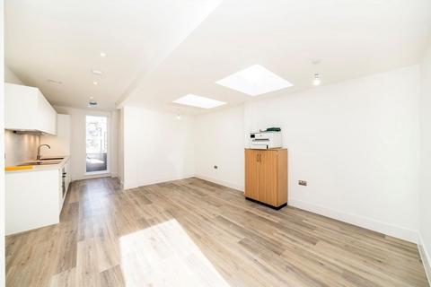 1 bedroom flat for sale, Brockley Cross, Brockley SE4