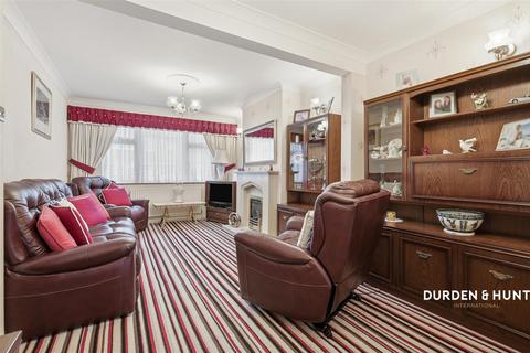 3 bedroom terraced house for sale, Ford Lane, Rainham, RM13