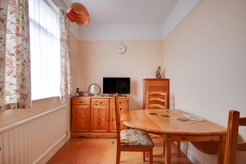 undefined, POETS ESTATE! POTENTIAL TO IMPROVE! CORNER PLOT! NO FORWARD CHAIN!
