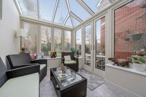 3 bedroom terraced house for sale, Tannery Gardens, Lingfield RH7