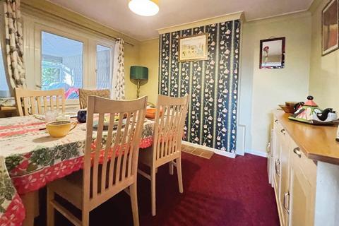 3 bedroom semi-detached house for sale, Aysgarth Road, Shrewsbury