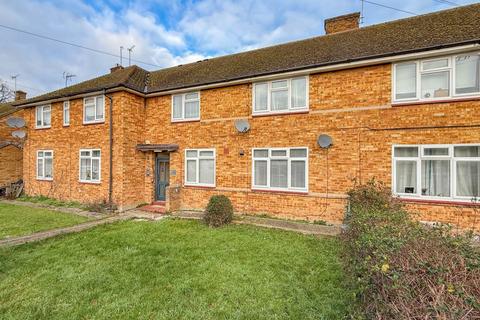1 bedroom flat for sale, Foxgrove Path, South Oxhey, Watford, WD19