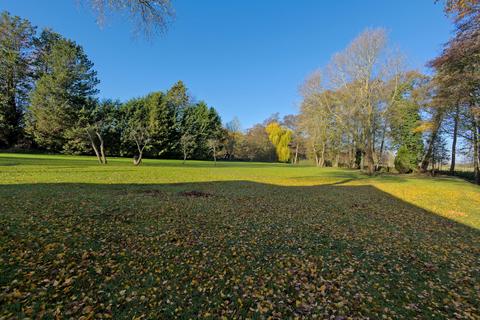 undefined, Ampthill Road, Shefford SG17