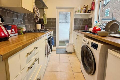 4 bedroom terraced house to rent, Braemar Road, Manchester, Greater Manchester, M14