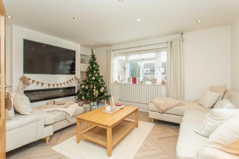 3 bedroom semi-detached house for sale, Shearwater Avenue, Whitstable, Kent, CT5