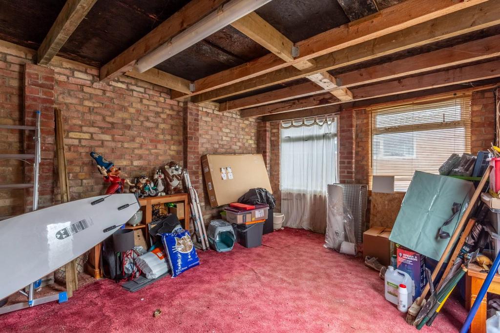 Garage (2).jpg