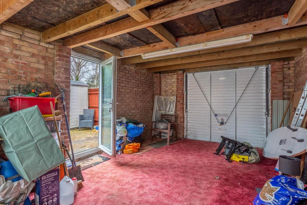 Garage (3).jpg