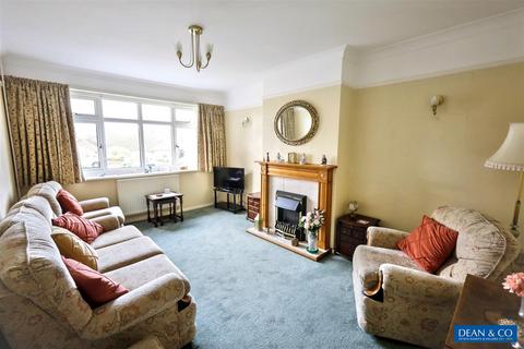 2 bedroom semi-detached bungalow for sale, Farmway Close, Hove