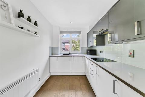 2 bedroom flat to rent, Park West Building, Bow Quarter, London, E3