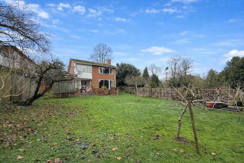 undefined, Cedar Close, Stratford-upon-Avon