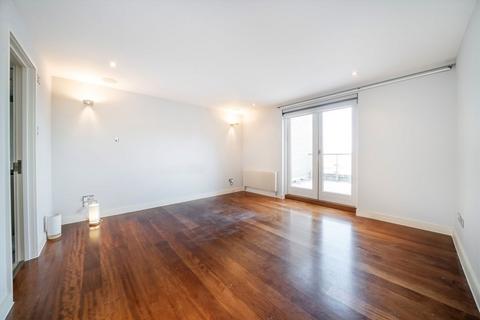 3 bedroom flat to rent, Westferry Road, London E14