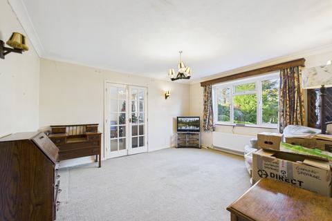 3 bedroom detached bungalow for sale, Wolverton Road, Tadley, RG26