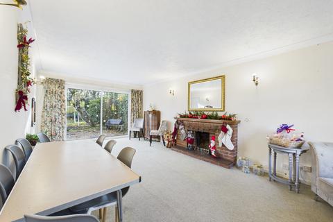 3 bedroom detached bungalow for sale, Wolverton Road, Tadley, RG26