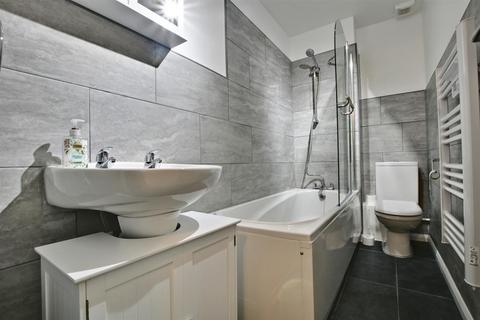 1 bedroom maisonette to rent, Taylor Close, Orpington BR6
