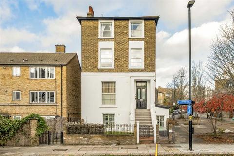 3 bedroom flat to rent, Agar Grove, London NW1