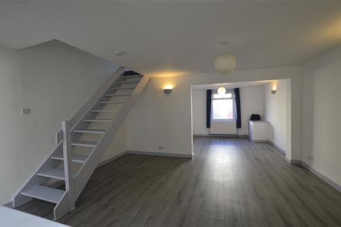 3 bedroom terraced house to rent, Brunswick Street, Gloucestershire GL50