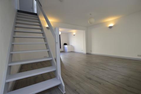 3 bedroom terraced house to rent, Brunswick Street, Gloucestershire GL50