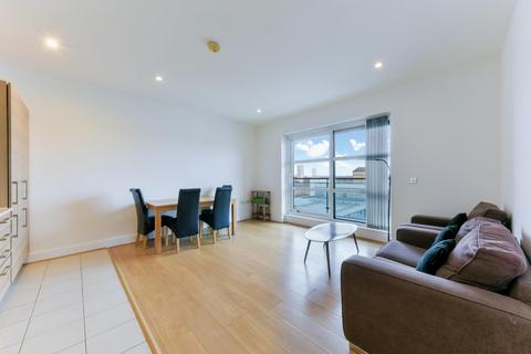 2 bedroom apartment to rent, Cornell Square, Nine Elms, SW8
