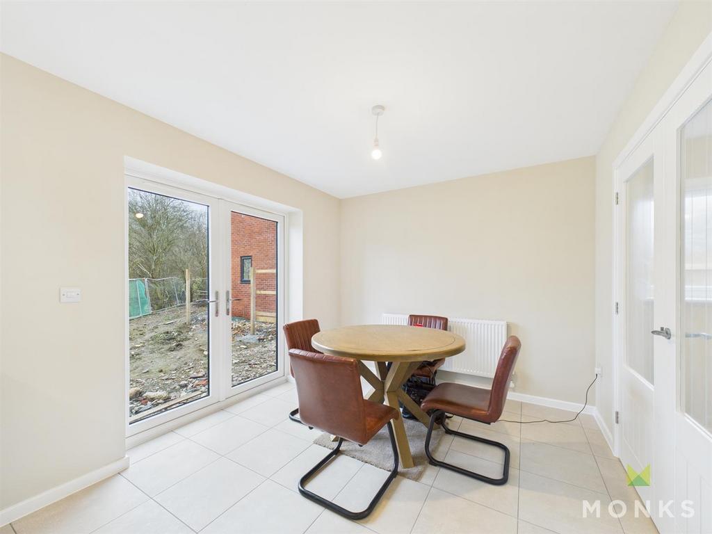 Dining Room.jpg