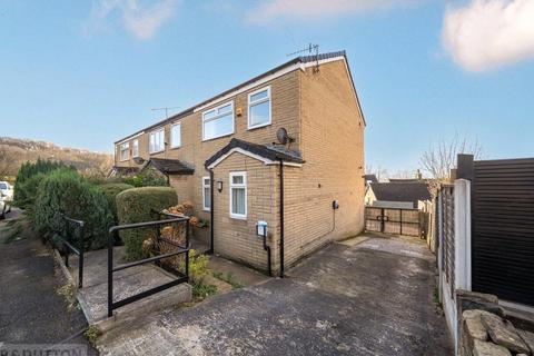 3 bedroom end of terrace house for sale, Gladstone Street, Hadfield, Glossop, Derbyshire, SK13