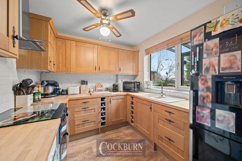 2 bedroom terraced house for sale, Prestbury Square, London, SE9 4NB