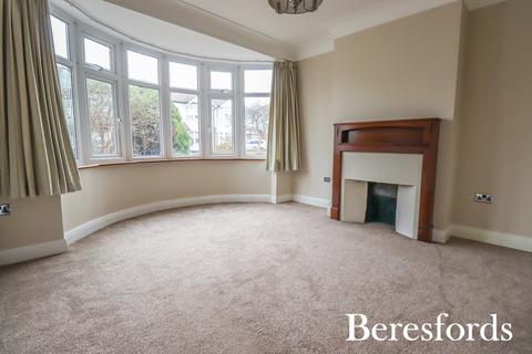 3 bedroom semi-detached house for sale, Coniston Avenue, Upminster, RM14