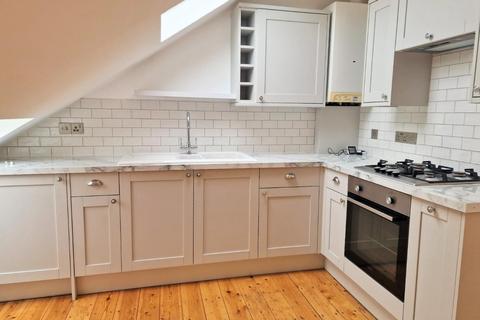 1 bedroom flat to rent, Newick Road, London