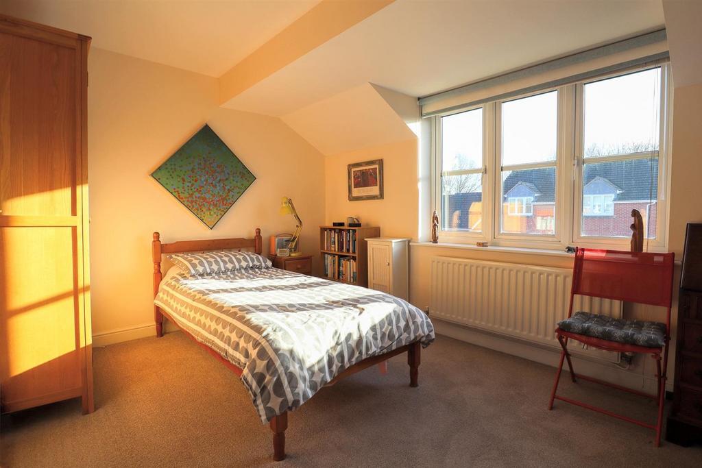 Bedroom 2.jpg