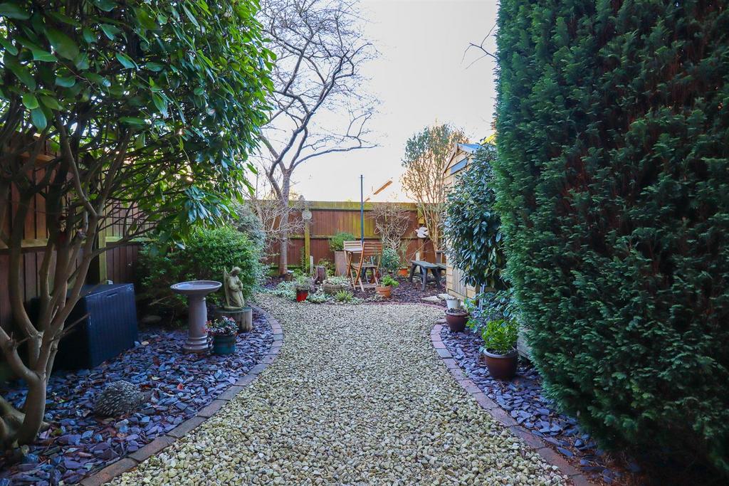 Garden (2).jpg